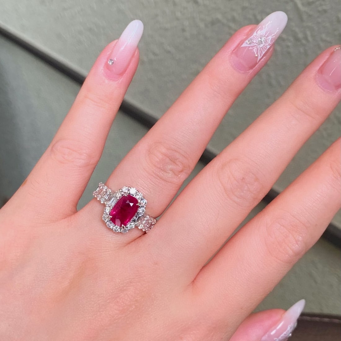 14k Gold 3.31 Ctw Natural Ruby & Diamond Ring - 4