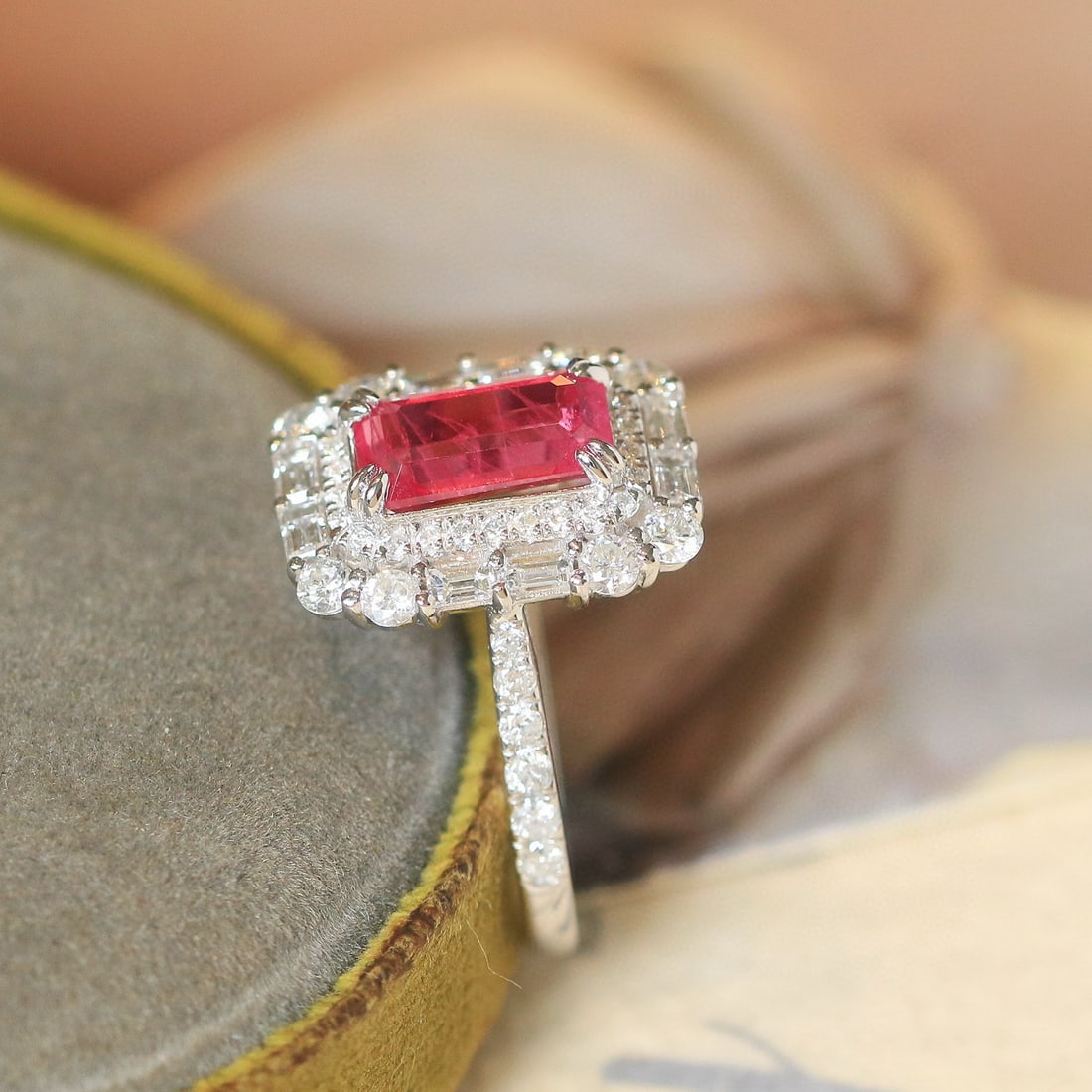 14k Gold 3.10 Ctw Natural Ruby & Diamond Ring - 2