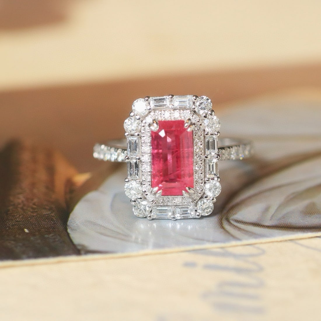 14k Gold 3.10 Ctw Natural Ruby & Diamond Ring - 5