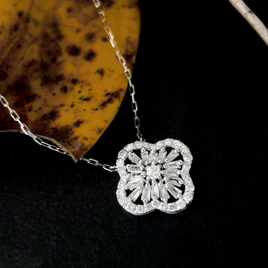 14k Gold 0.43 Ct Natural H Diamond Necklace - 3