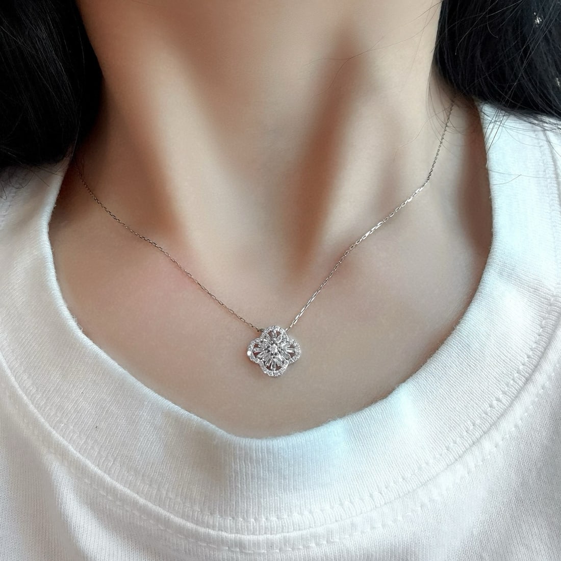 14k Gold 0.43 Ct Natural H Diamond Necklace - 4