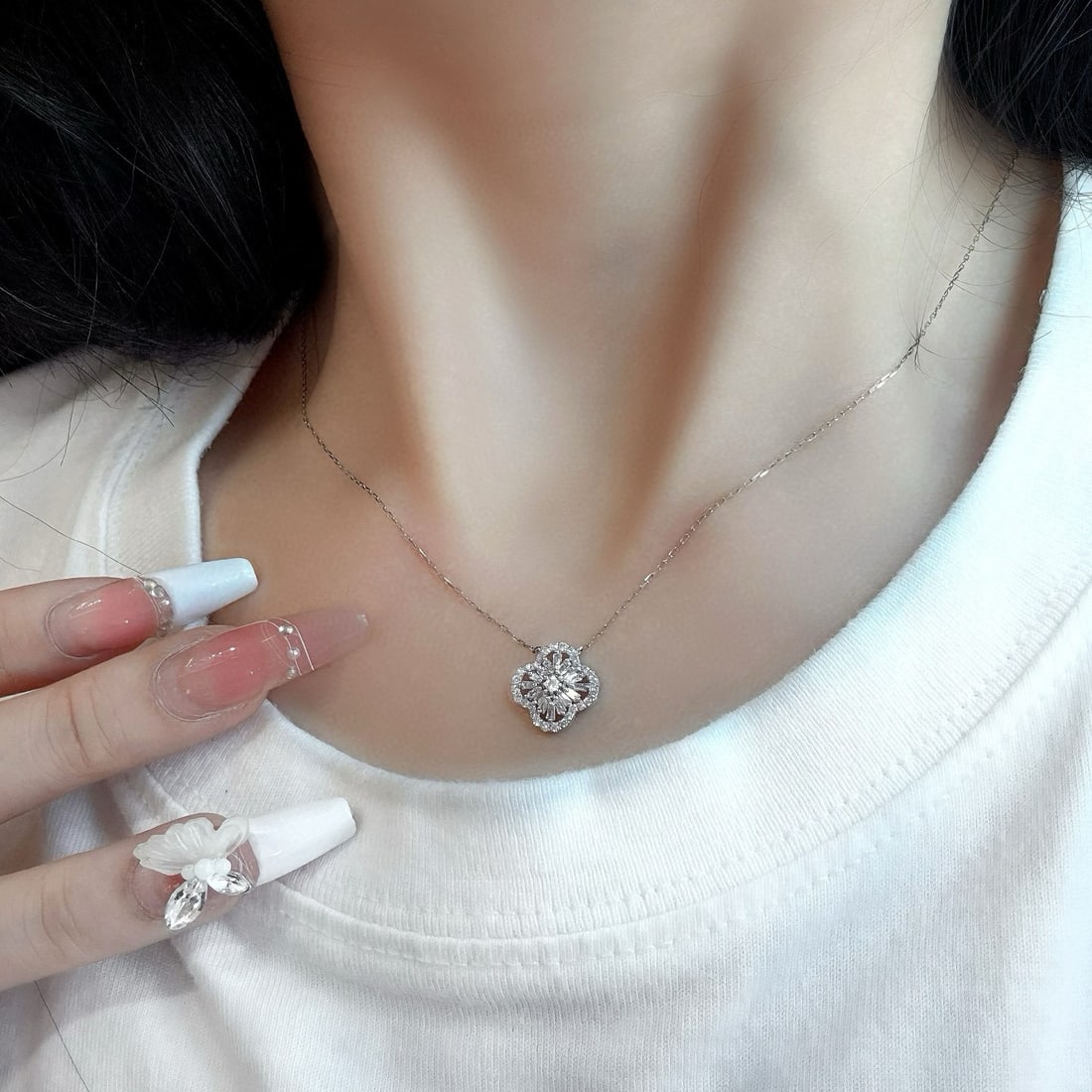 14k Gold 0.43 Ct Natural H Diamond Necklace - 5