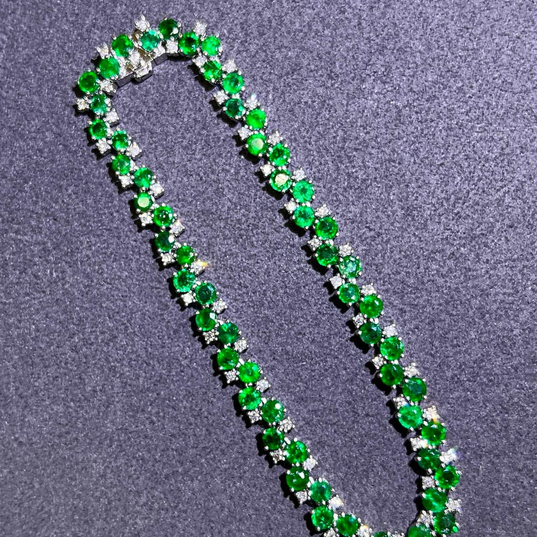 14k Gold 5.54 Ctw Vivid Green Natural Emerald & Diamond Bracelet - 6