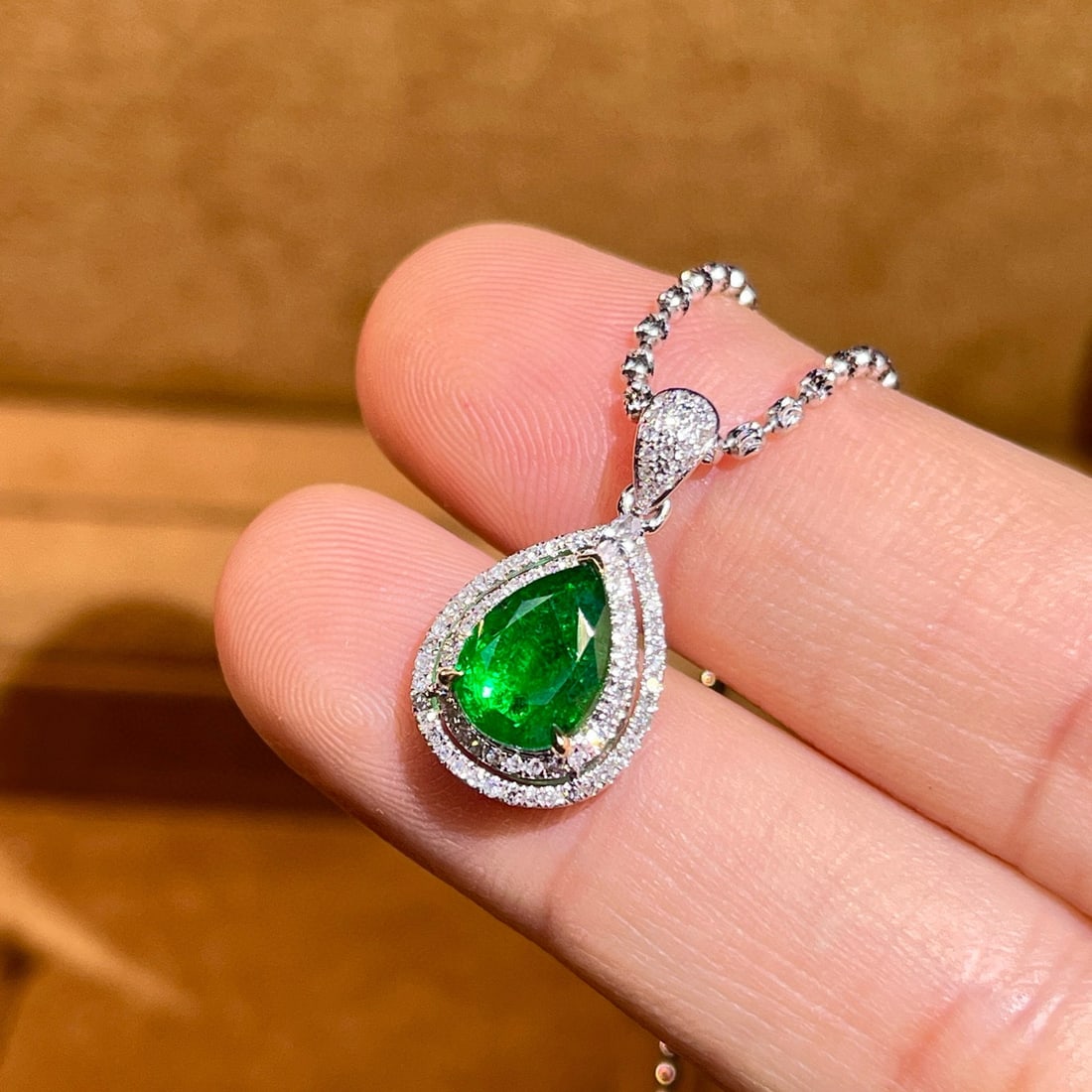 14k Gold 1.71 Ctw Vivid Green Natural Emerald & Diamond Pendant( Without Chain ) - 5