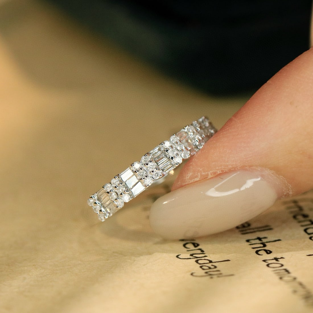 14k Gold 0.46 Ct Natural H Diamond Ring - 2
