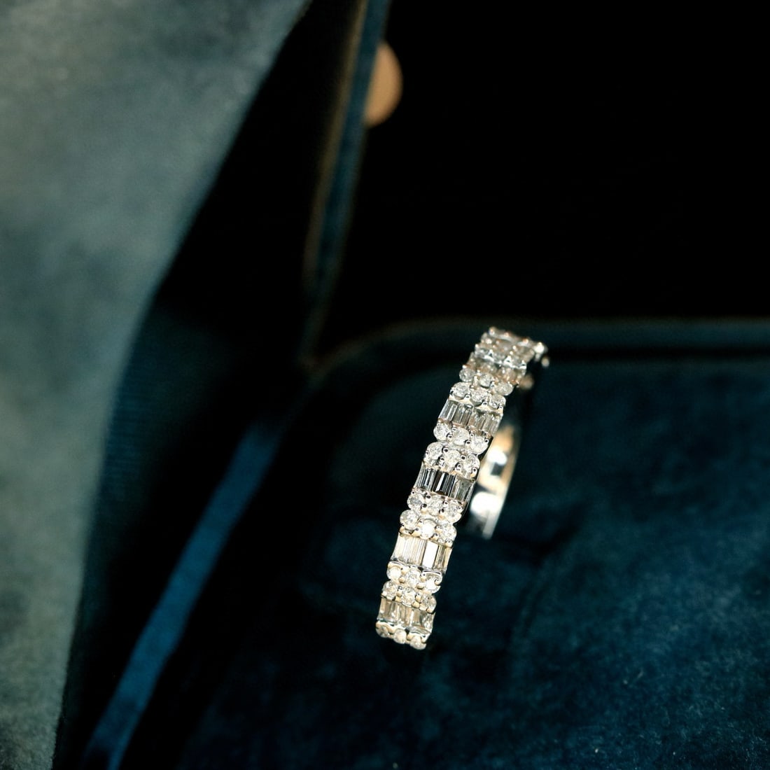 14k Gold 0.46 Ct Natural H Diamond Ring - 3