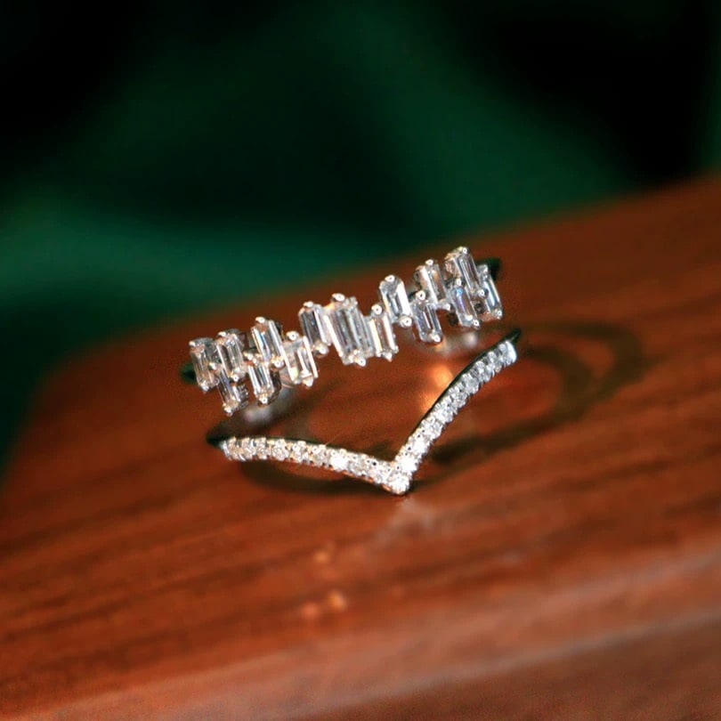 14k Gold 0.4 Ct Natural H Diamond Ring: Ref:230985006 // gold content:14k gold // ring size:7. 25us // // main gemstone:diamond // shape:multiply // carat weight:0. 4ct // clarity grade:vs-si // color:h // treatment:natural // Condition: