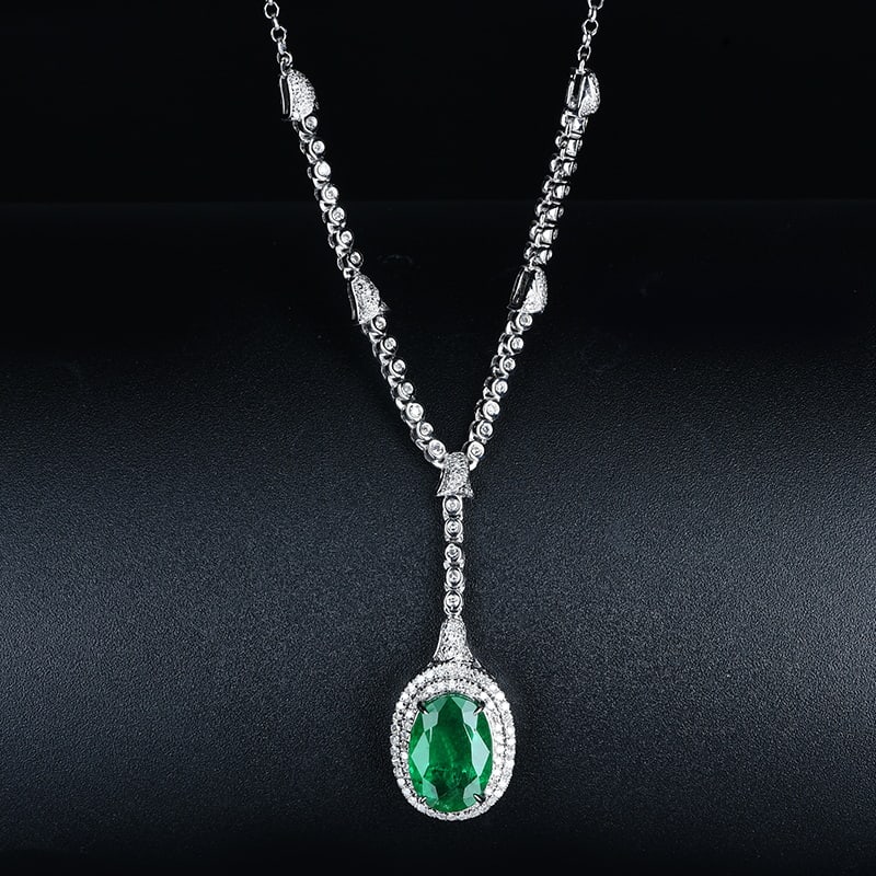 14k Gold 3.6 Ct Natural Emerald & Diamond Necklace: Ref:230985013 // gold content:14k gold // main gemstone:emerald // shape:oval // carat weight:3. 6ct // color:green // treatment:natural // // adjacent gemstone 2 : diamond // shape:round // clarity