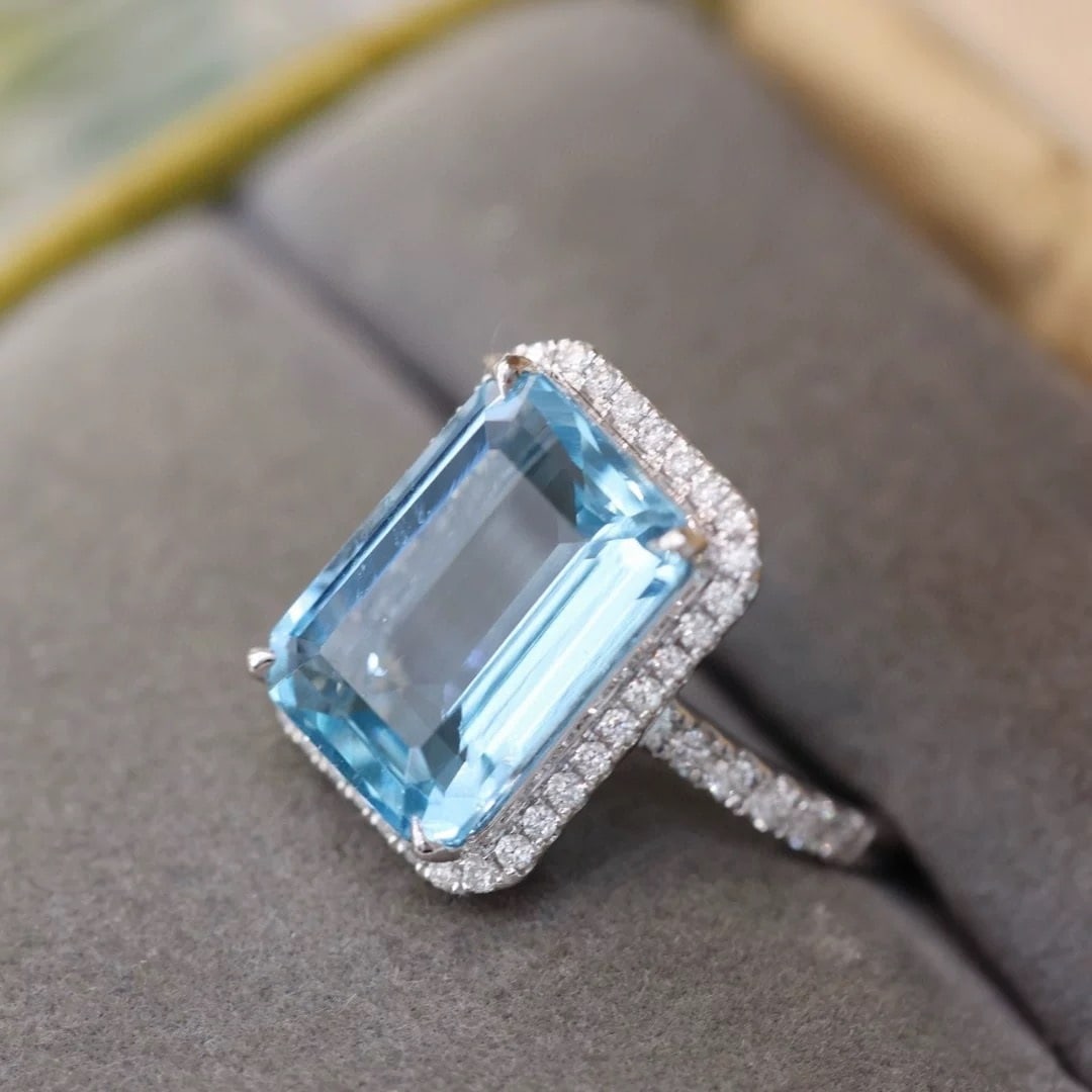 14k Gold 6.76 Ct Natural Aquamarine & Diamond Ring - 5