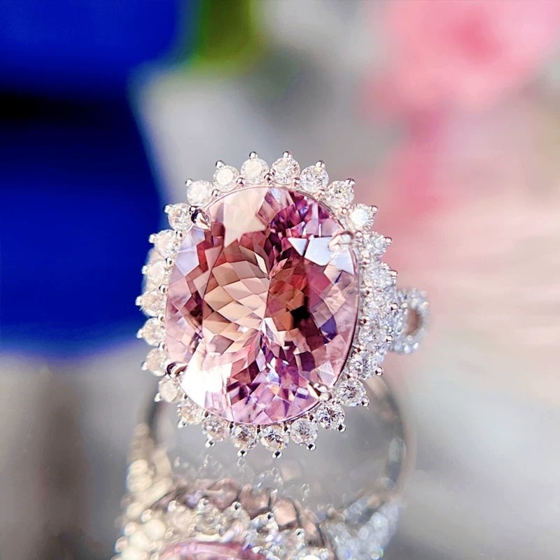 14k Gold 7.06 Ctw Natural Morganite & Diamond Ring: Ref:230985033 // gold content:14k gold // ring size:7. 25us // // main gemstone:morganite // shape:oval // carat weight:6. 3ct // color:pink // treatment:natural // // adjacent gemstone 2 : diamond