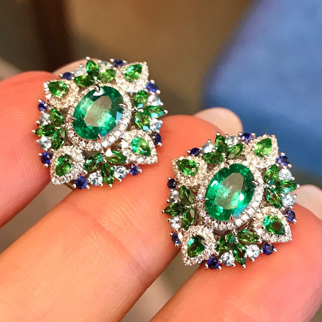 14k Gold 3.7 Ctw Natural Emerald & Diamond Earrings - 2
