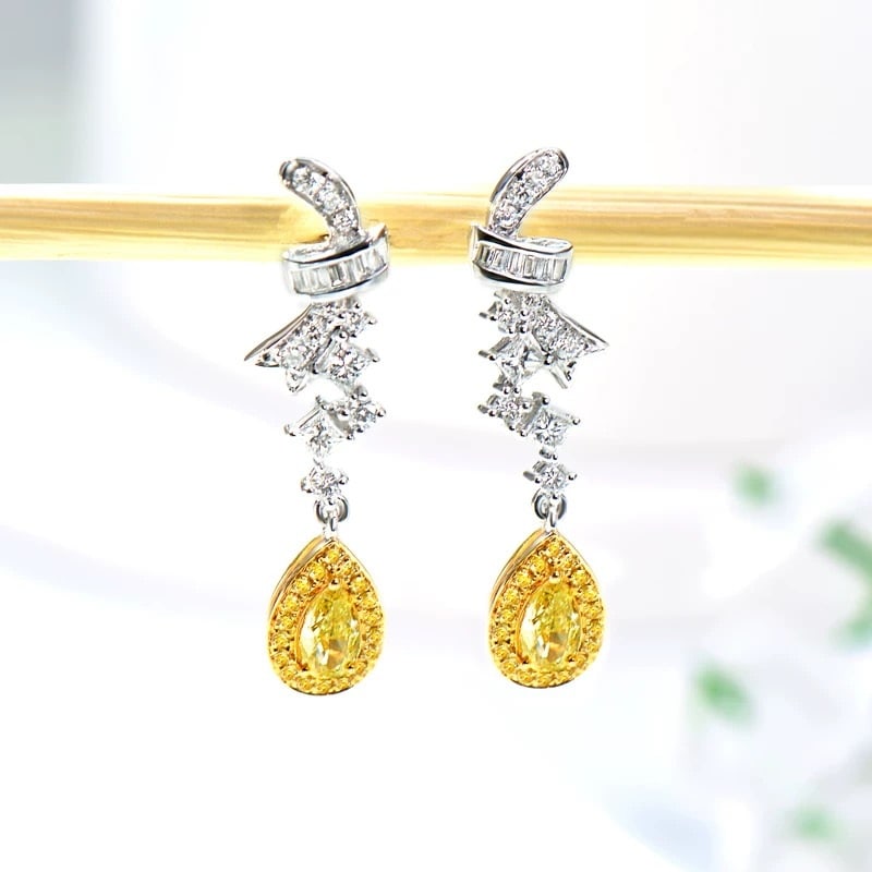 14k Gold 1.17 Ctw Natural Yellow Diamond & Diamond Earrings: Ref:230985078 // gold content:14k gold // main gemstone:yellow diamond // shape:pear // carat weight:0. 53ct // color:yellow // treatment:natural // // adjacent gemstone 2 : diamond // shape:multiply 