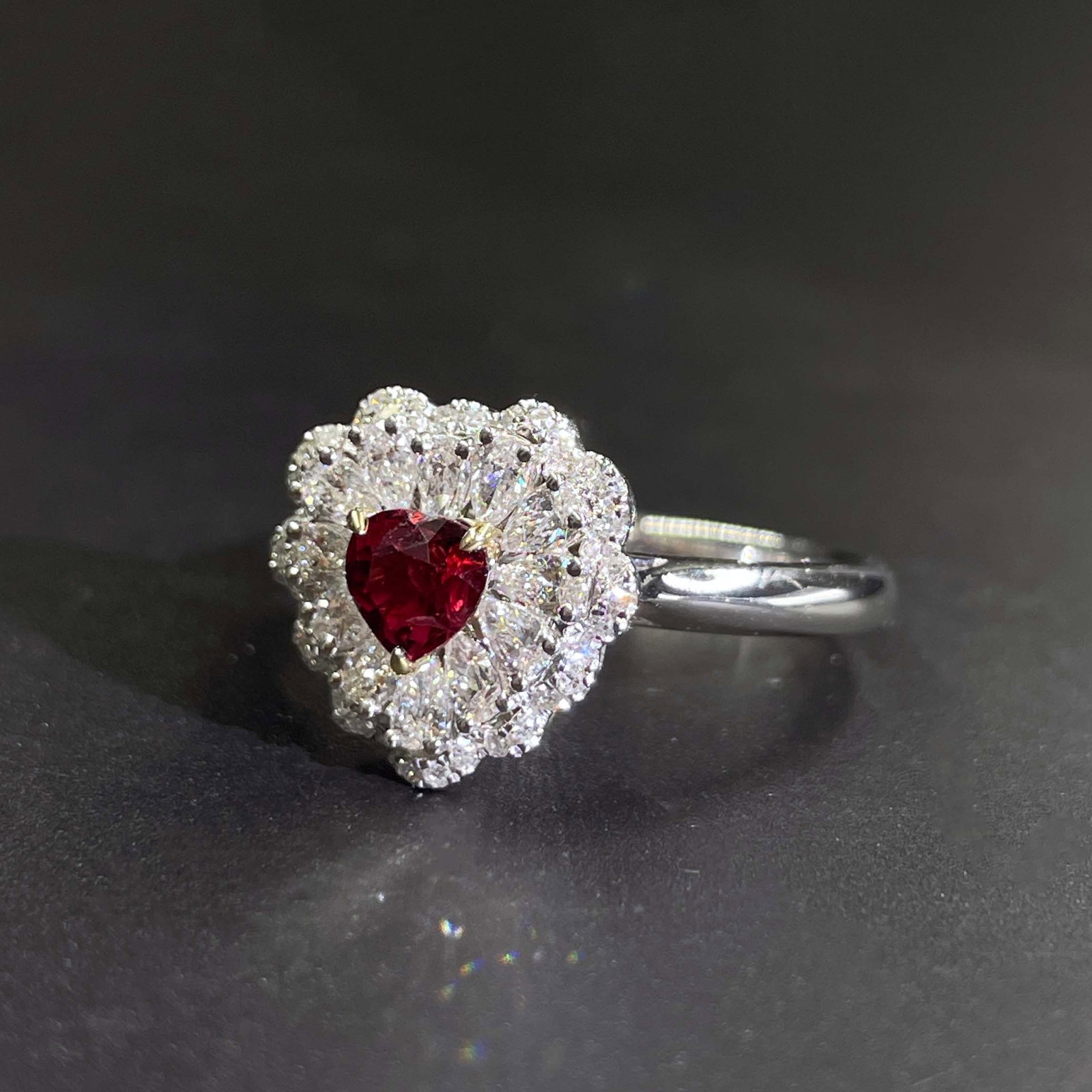 14k Gold 1.11 Ctw Natural Ruby & Diamond Ring - 3