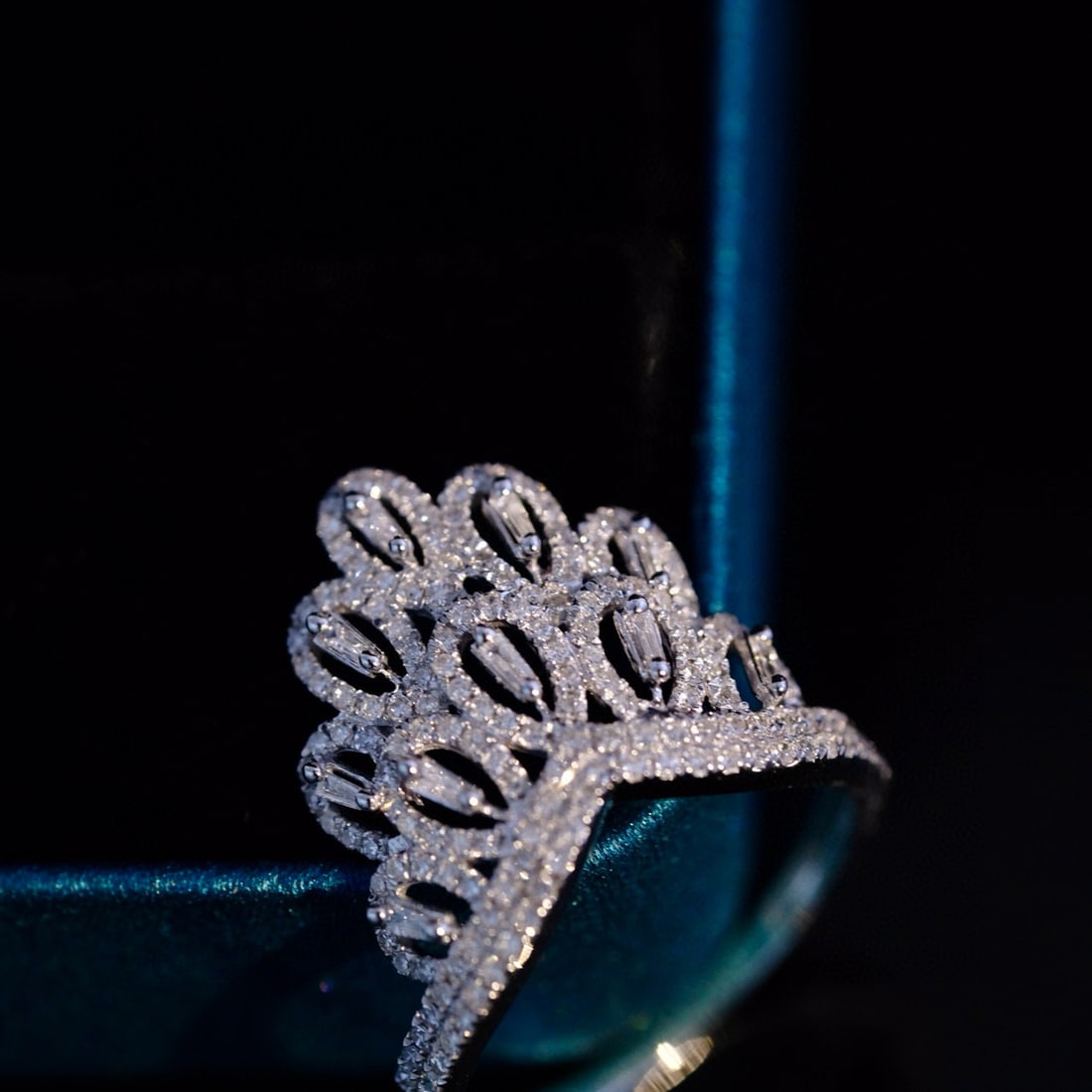 14k Gold 0.75 Ct Natural H Diamond Ring - 2