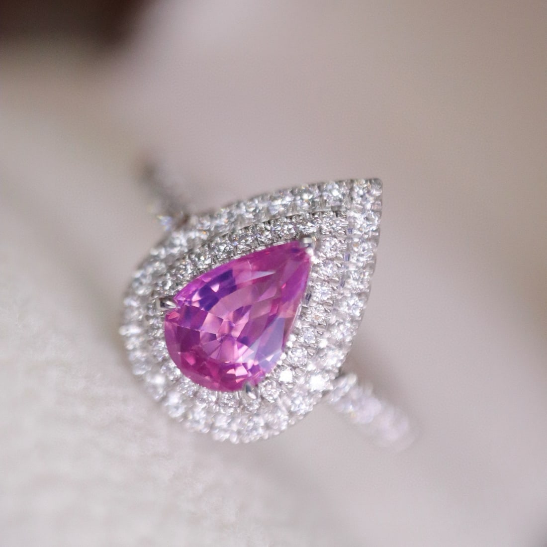 14k Gold 1.20 Ctw Natural Padparadscha Sapphire & Diamond Ring - 6