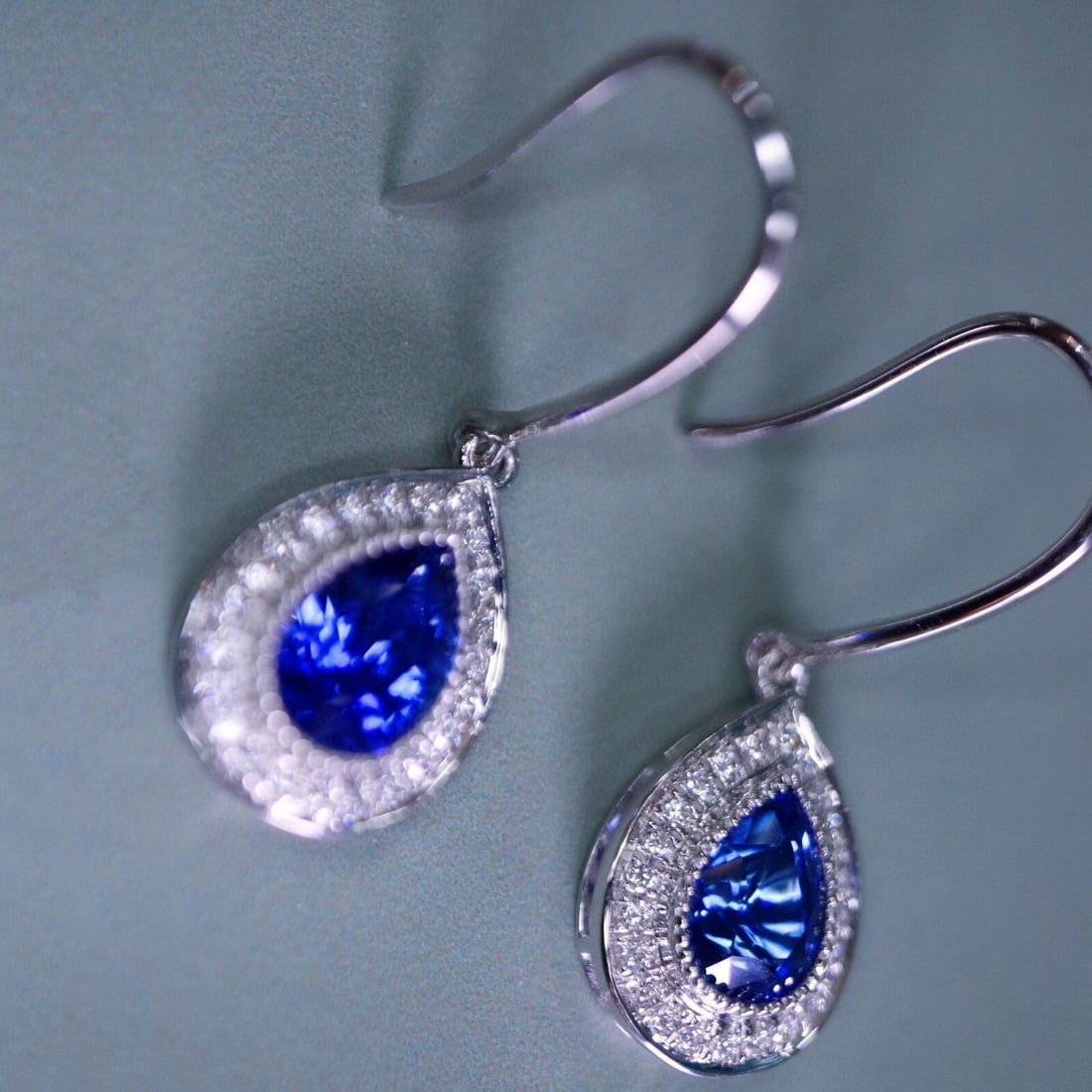 14k Gold 2.25 Ctw Natural Sapphire & Diamond Earrings - 2