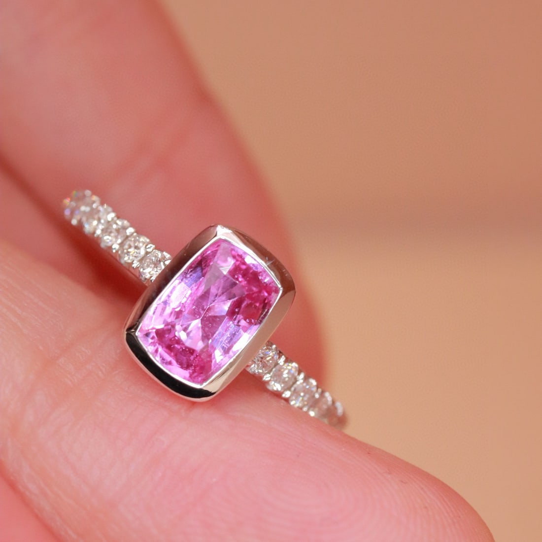 14k Gold 1.34 Ctw Natural Padparadscha Sapphire & Diamond Ring - 9