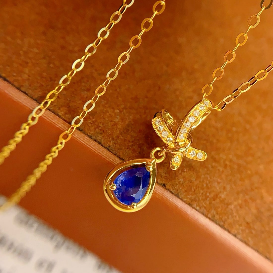 14k Gold 0.5 Ct Natural Sapphire & Diamond Necklace - 5