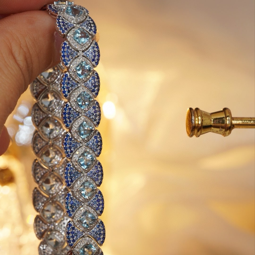 14k Gold 9.6 Ctw Natural Aquamarine & Sapphire Bracelet - 6