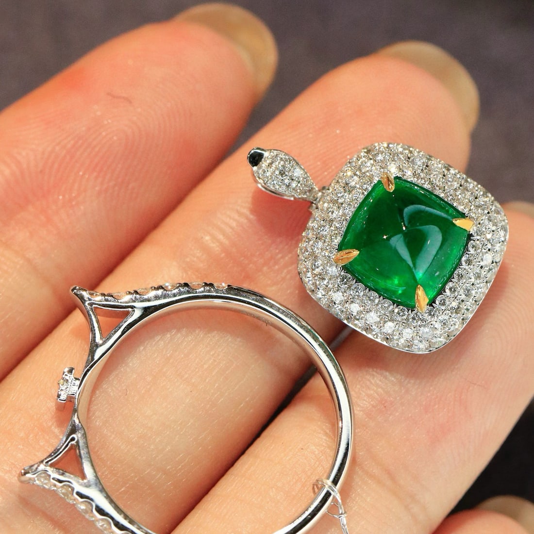 14k Gold 3.52 Ctw Vivid Green Natural Emerald & Diamond Ring/pendant( Without Chain ) - 4