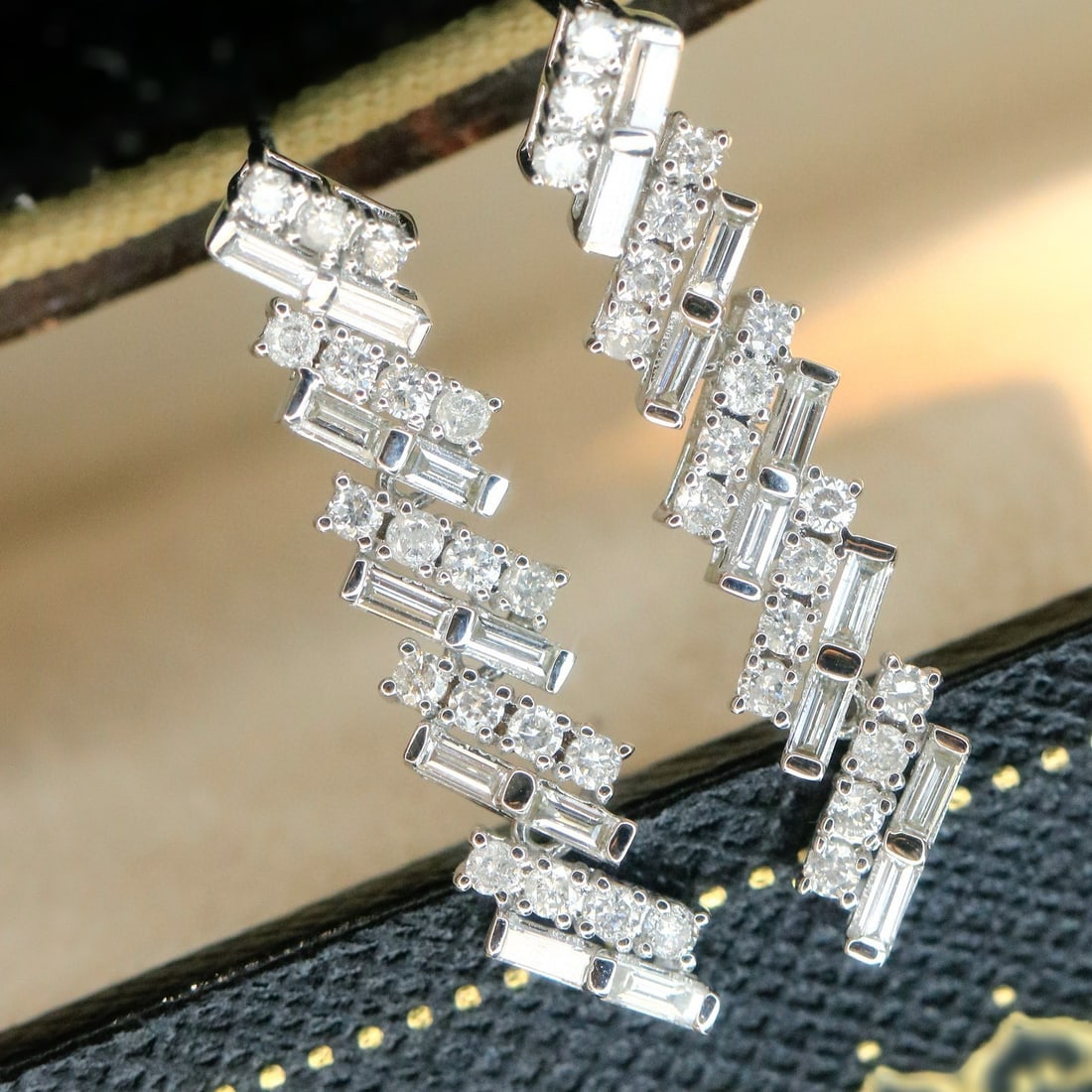 14k Gold 1.0 Ct Natural H Diamond Earrings - 7