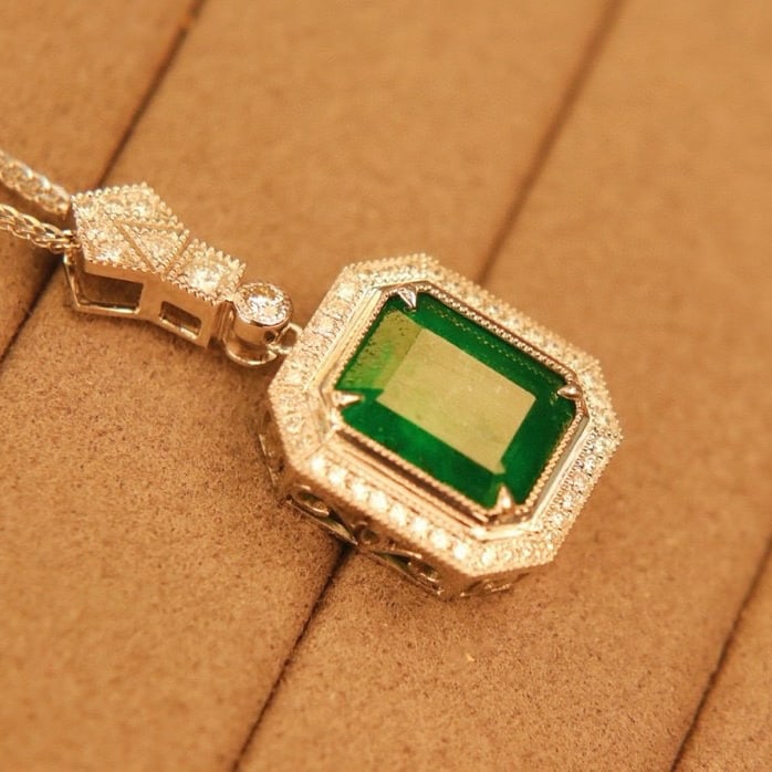 14k Gold 6.56 Ctw Natural Emerald & Diamond Pendant( Without Chain ) - 2