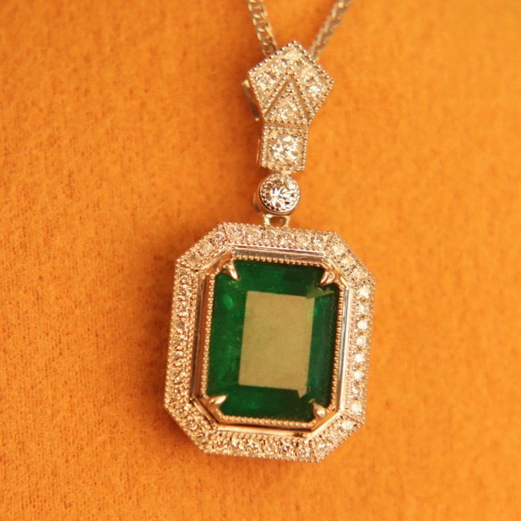 14k Gold 6.56 Ctw Natural Emerald & Diamond Pendant( Without Chain ) - 3