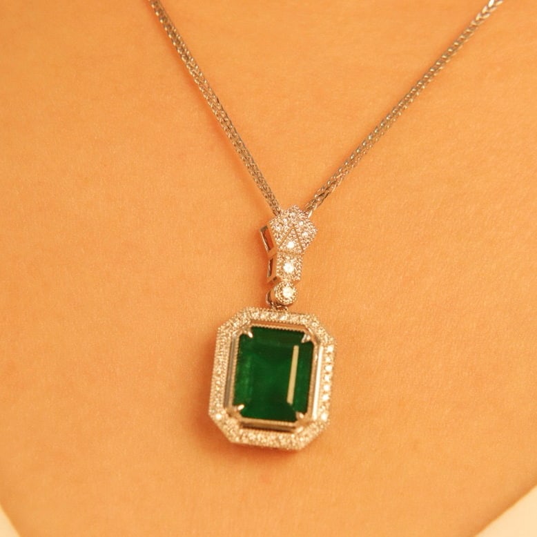 14k Gold 6.56 Ctw Natural Emerald & Diamond Pendant( Without Chain ) - 4