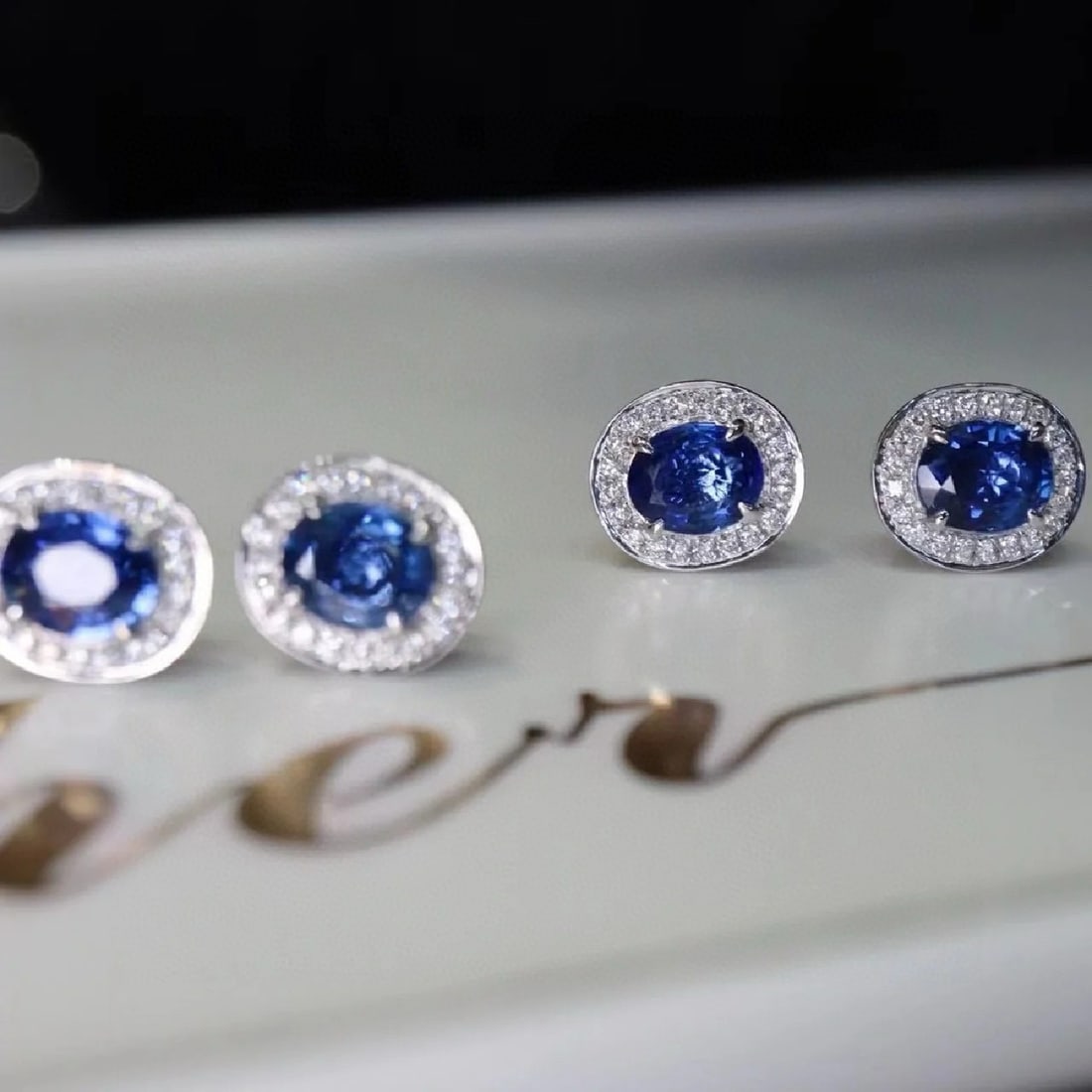 14k Gold 2.0 Ct Natural Sapphire & Diamond Earrings - 3