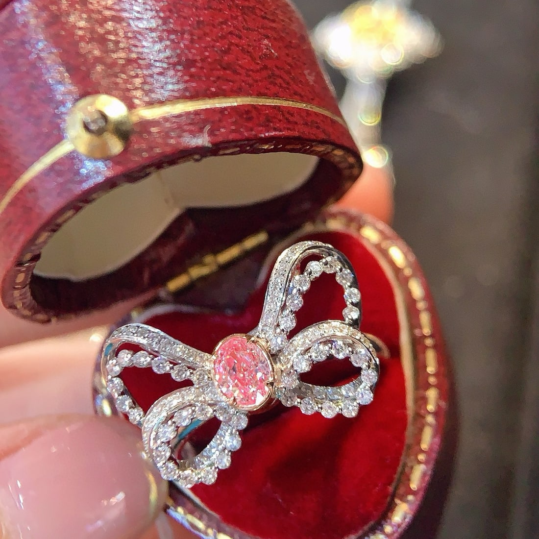 14k Gold 0.86 Ctw Natural Pink Diamond & Diamond Ring - 2