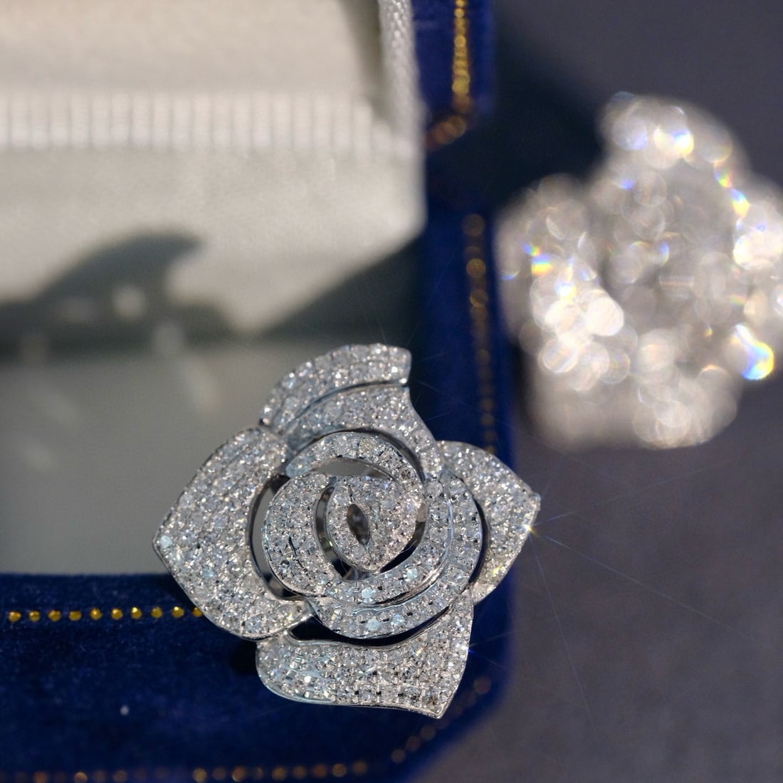 14k Gold 1.2 Ct Natural H Diamond & Flowers Earrings - 4