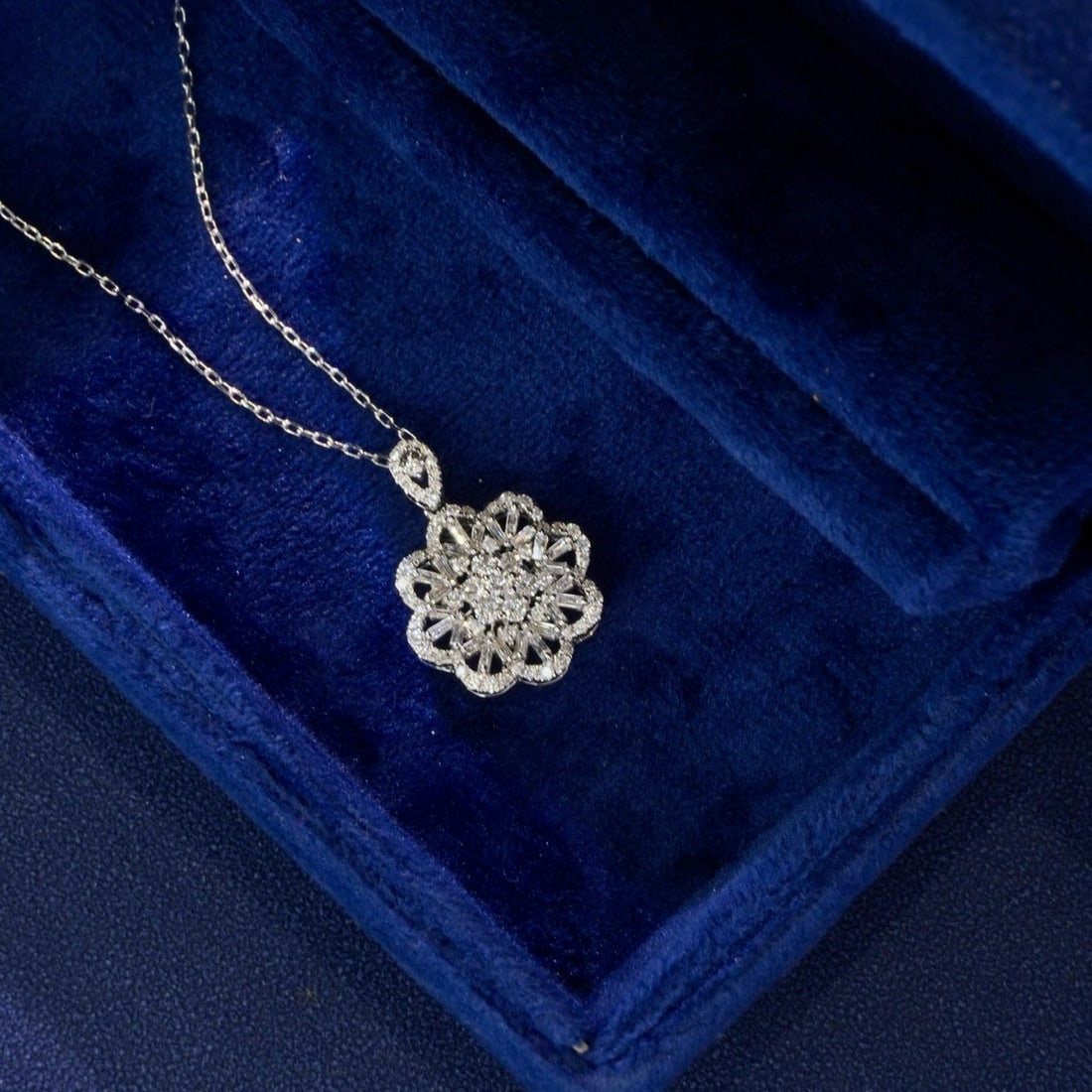 14k Gold 0.45 Ct Natural H Diamond Necklace - 2