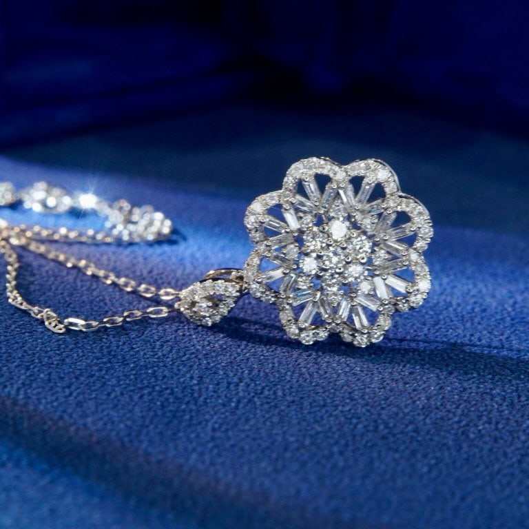 14k Gold 0.45 Ct Natural H Diamond Necklace - 8