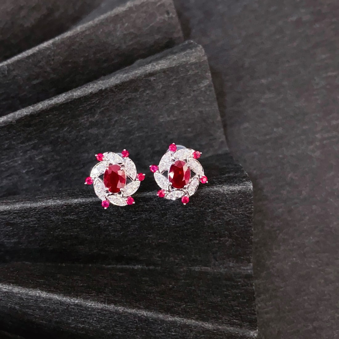 14k Gold 1.14 Ctw Natural Ruby & Diamond Earrings - 3