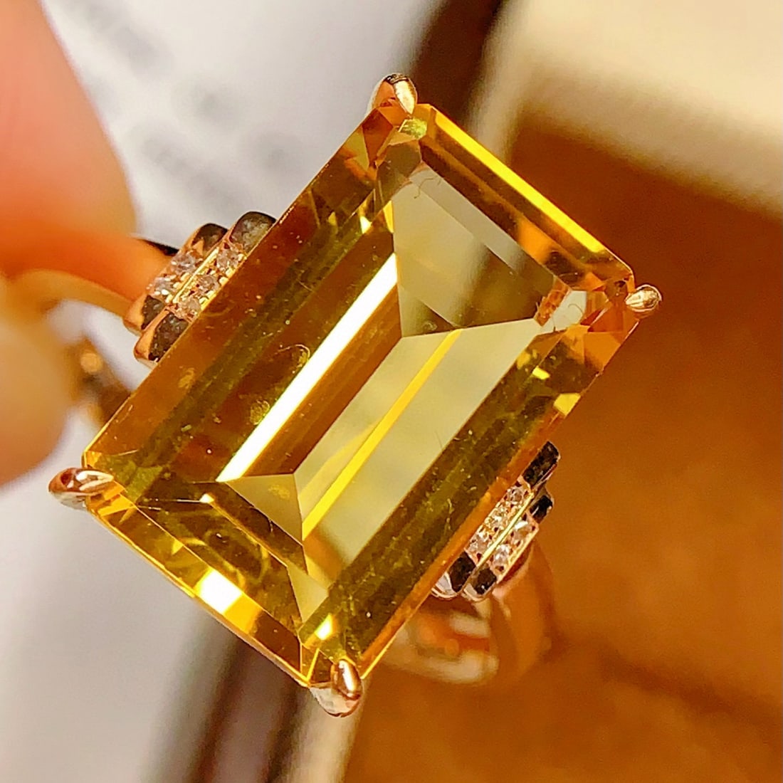 14k Gold 7.0 Ct Natural Citrine & Diamond Ring - 2