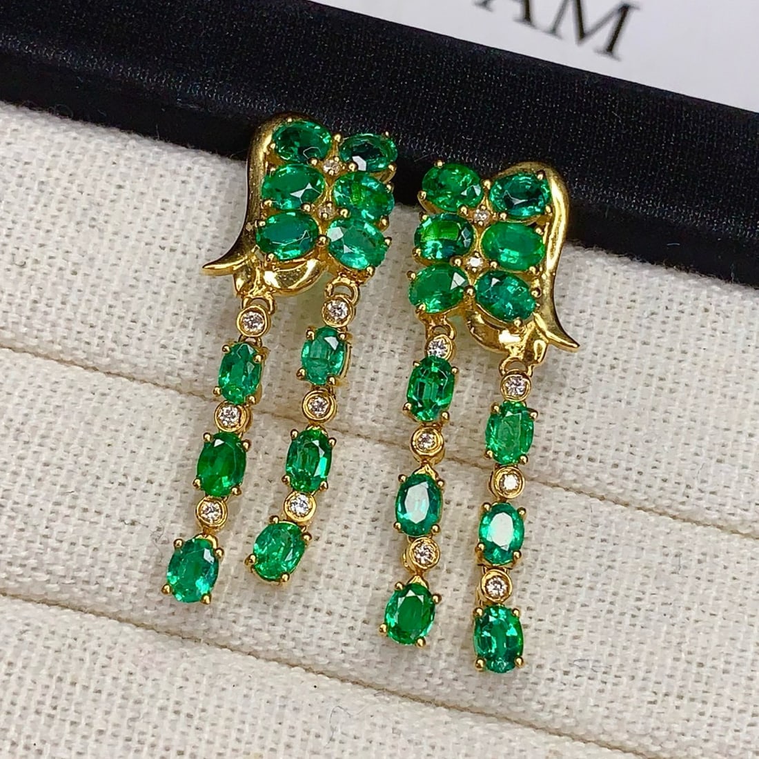14k Gold 3.8 Ct Natural Emerald & Diamond Earrings - 4