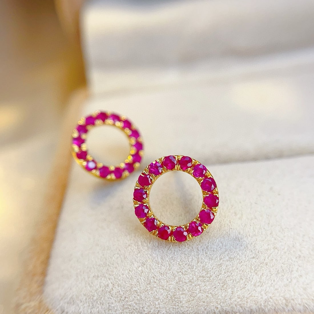 14k Gold 1.0 Ct Natural Ruby Earrings - 2