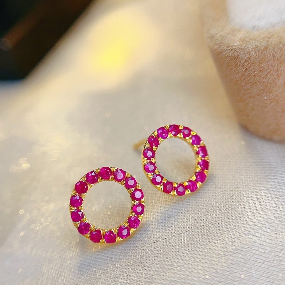 14k Gold 1.0 Ct Natural Ruby Earrings - 6