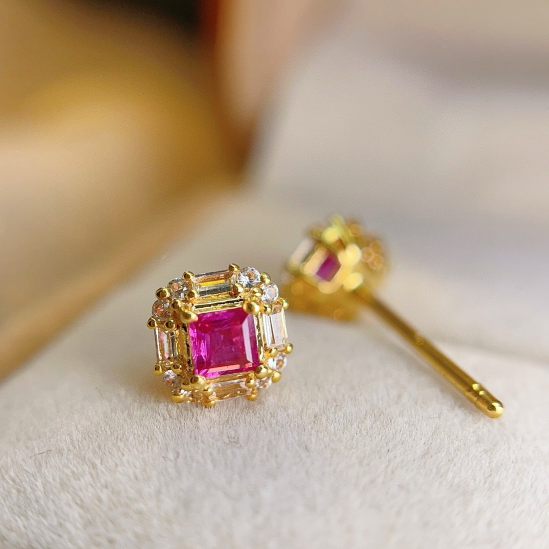 14k Gold 0.4 Ct Natural Ruby & Sapphire Earrings - 5