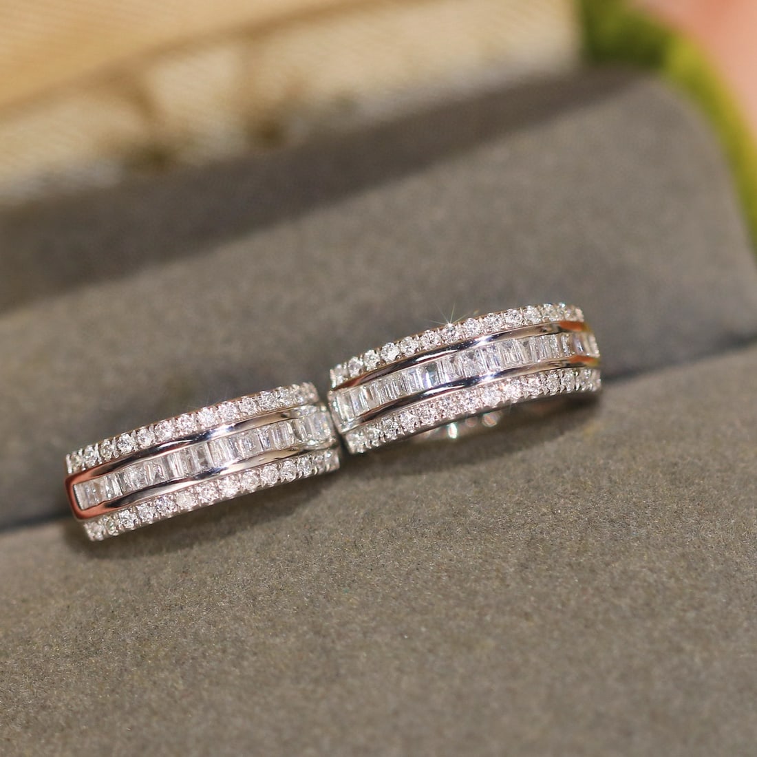 14k Gold 0.5 Ct Natural H Diamond Earrings: Ref:230985195 // gold content:14k gold // main gemstone:diamond // shape:multiply // carat weight:0. 5ct // clarity grade:vs-si // color:h // treatment:natural // Condition: New Low Estimate: 1900.00