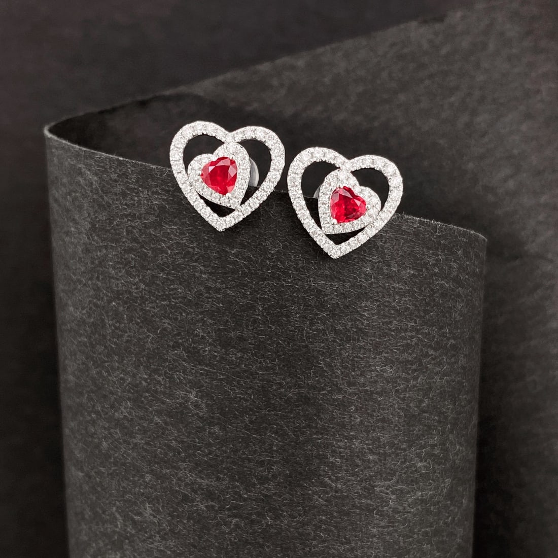 14k Gold 0.9 Ctw Natural Ruby & Diamond Earrings - 4