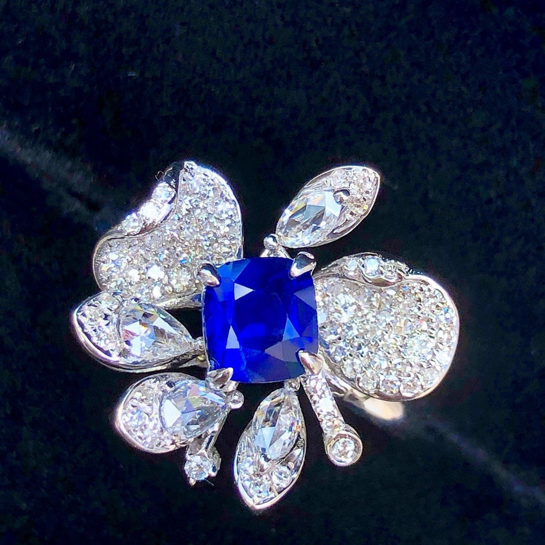 14k Gold 1.68 Ctw Natural Sapphire & Diamond Ring - 3