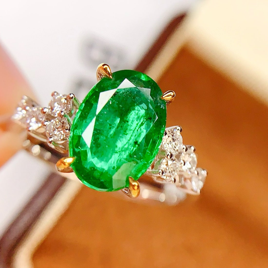 14k Gold 2.88 Ct Natural Emerald & Diamond Ring - 3