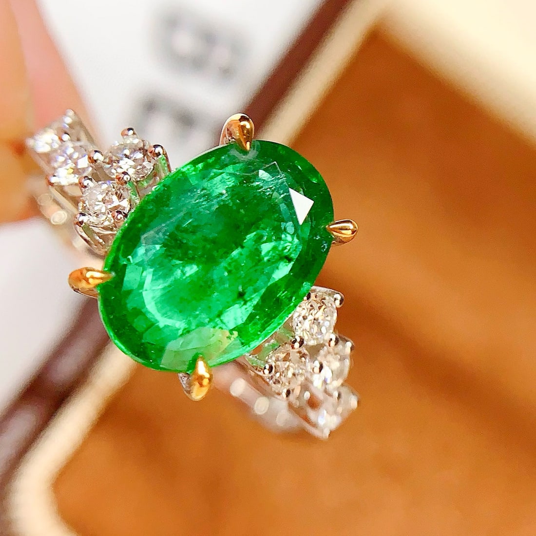 14k Gold 2.88 Ct Natural Emerald & Diamond Ring - 4