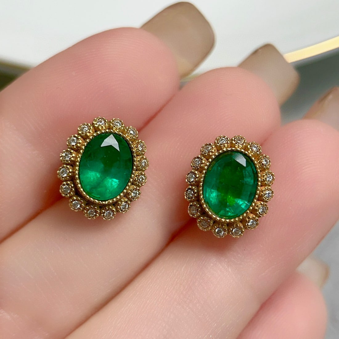 14k Gold 2.36 Ctw Natural Emerald & Diamond Earrings - 4