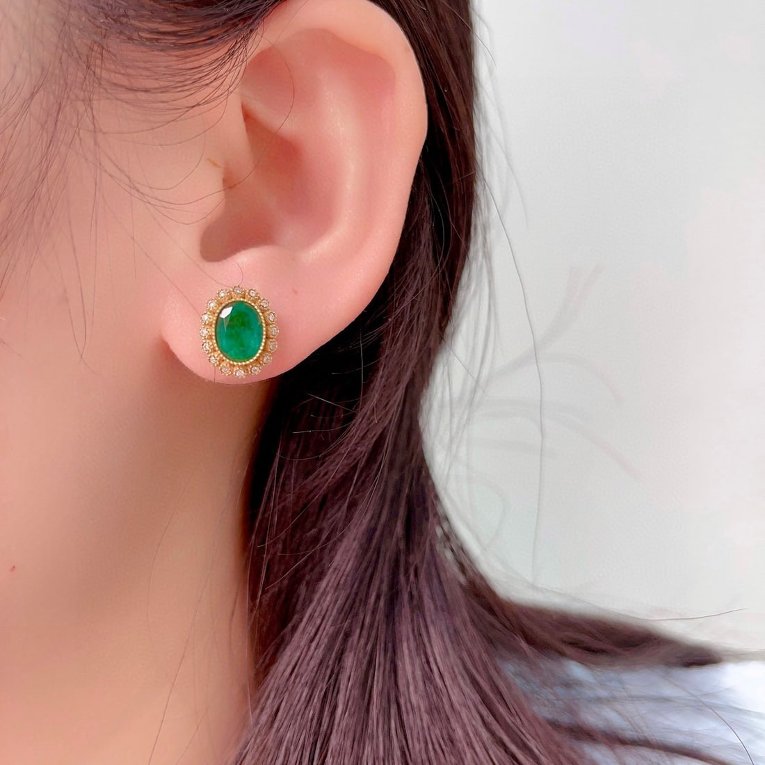 14k Gold 2.36 Ctw Natural Emerald & Diamond Earrings - 6