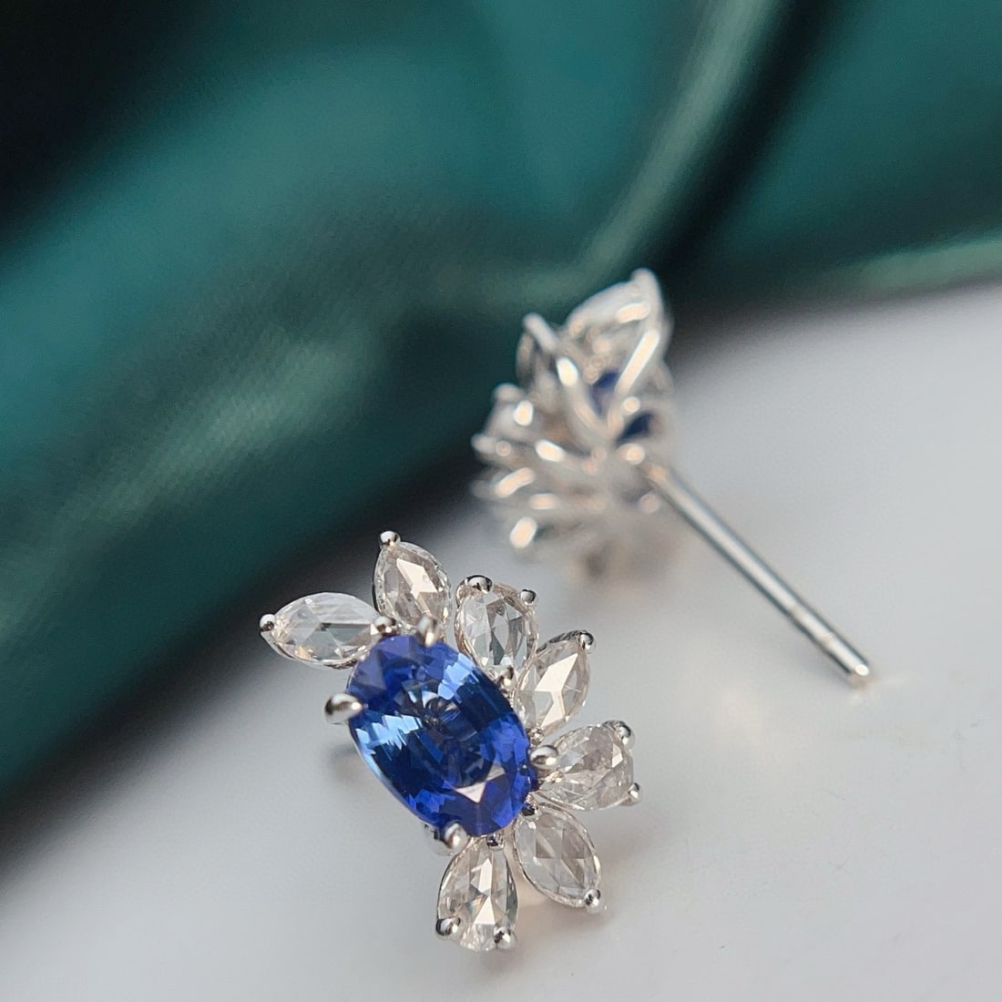 14k Gold 1.4 Ct Natural Sapphire & Diamond Earrings - 3