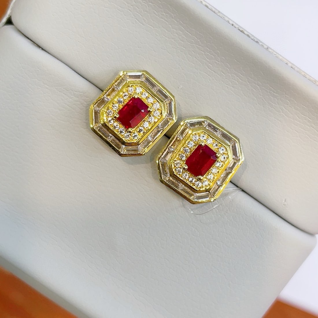 14k Gold 0.67 Ct Natural Ruby & Sapphire Earrings - 2