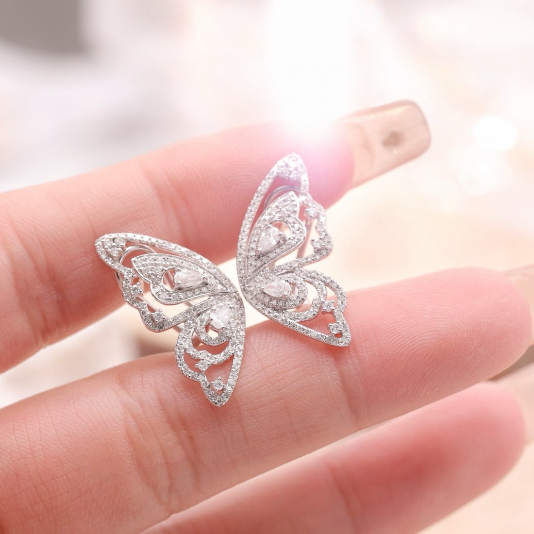 14k Gold 0.86 Ct Natural H Diamond & Butterfly Earrings - 2