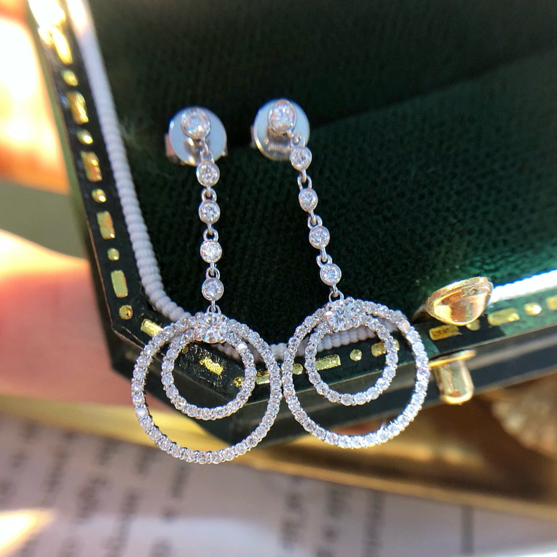 14k Gold 0.58 Ct Natural H Diamond Earrings: Ref:230985242 // gold content:14k gold // main gemstone:diamond // shape:round // carat weight:0. 58ct // clarity grade:vs-si // color:h // treatment:natural // cut grade:g // Condition: New Low